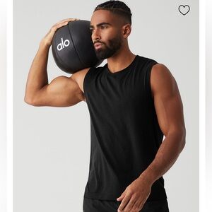 2ND RESTOCK ALO Yoga Men’s “Triumph” Muscle Tank (L) *BESTSELLER*
